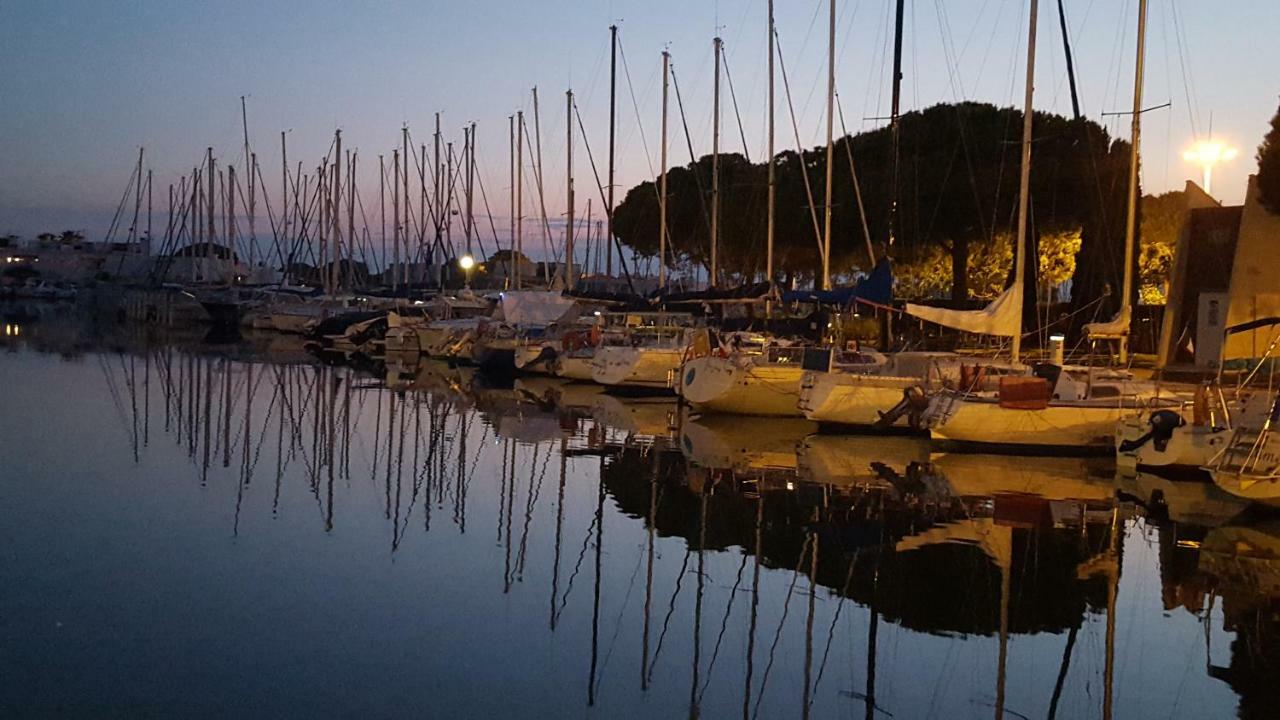 Hebergement Insolite Studio Grau Du Roi Mas Des Marines Piscine Le Grau-du-Roi Buitenkant foto